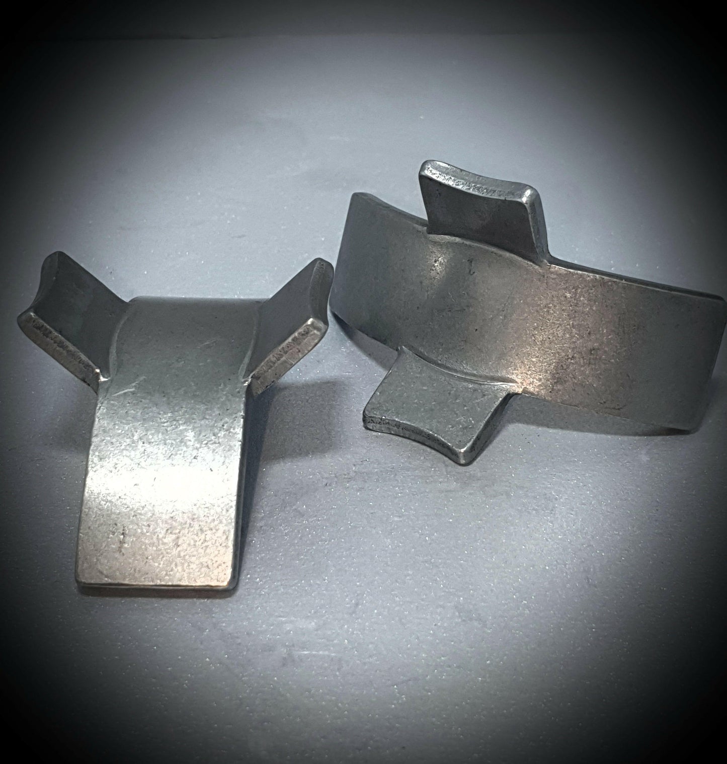 BWS099250 Weld-On Shock Reservoir Mounts For 2.5" Diameter Reservoirs -(1 x pair) - SS Racetech Rods & Customs