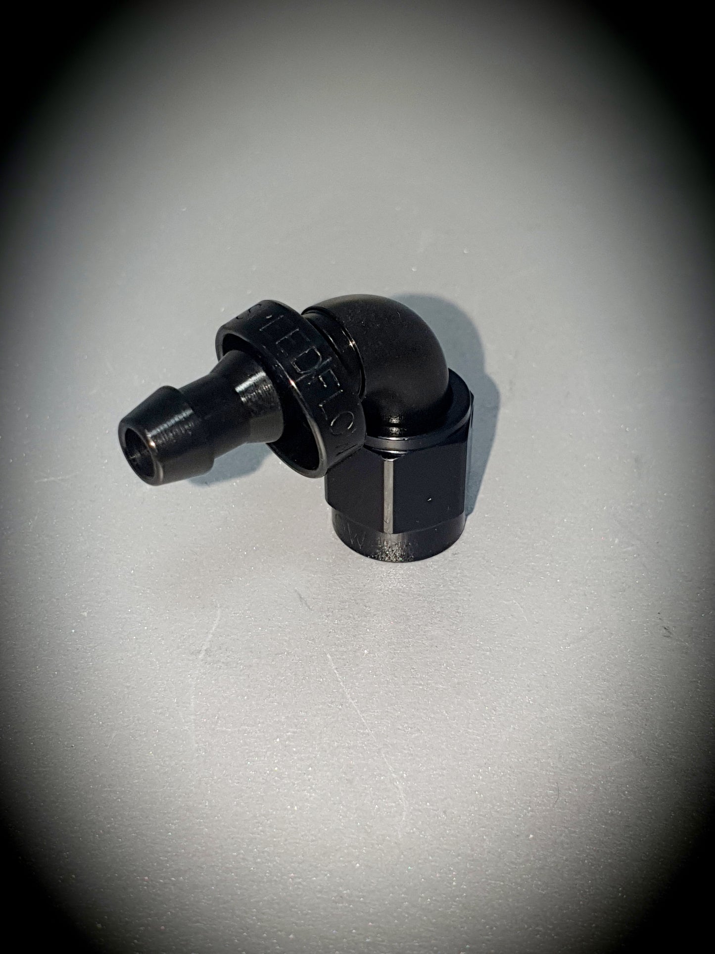 403-04-BLK -4 90 degree hose end