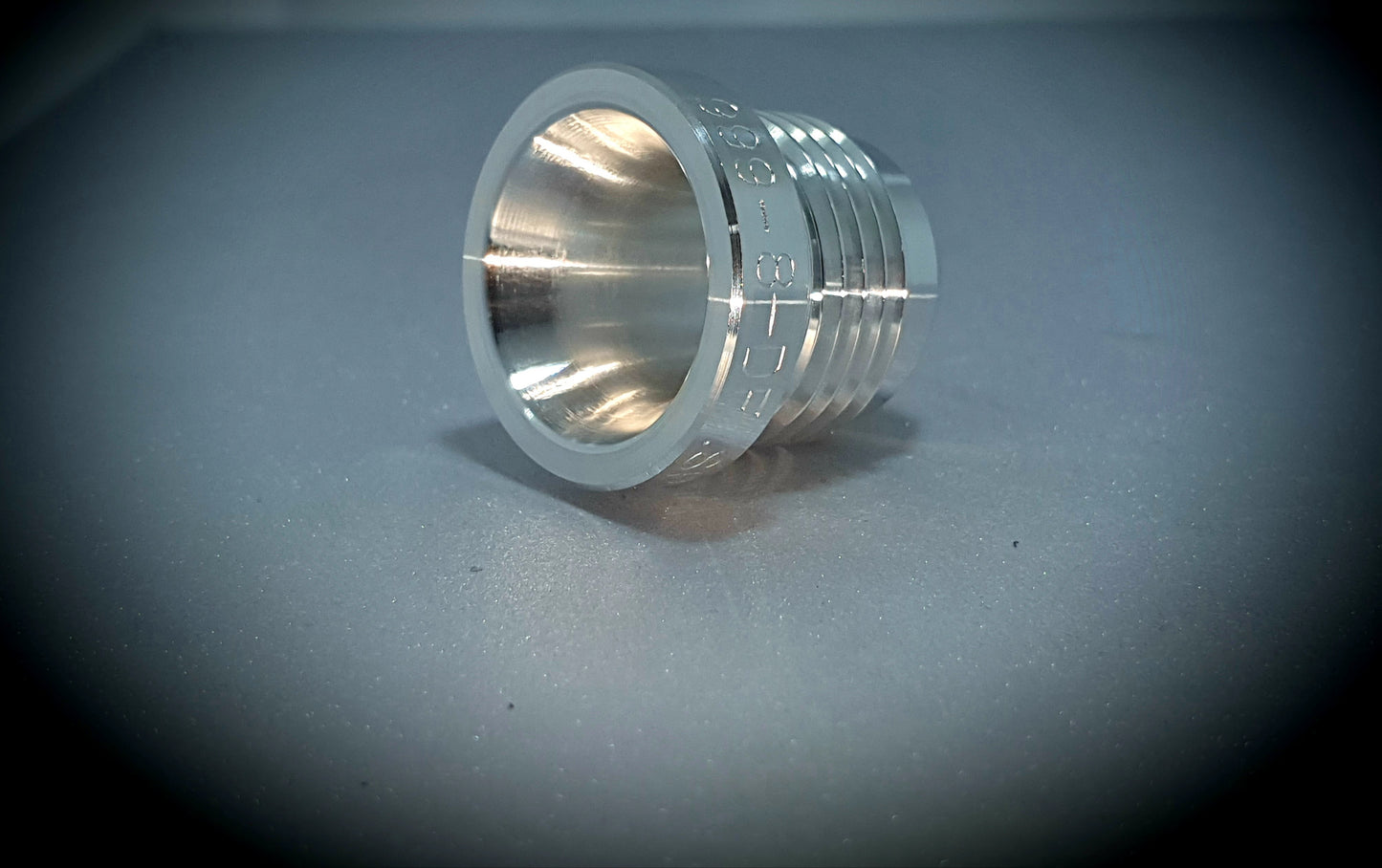 999-08-DF -8 male weld bung flowed