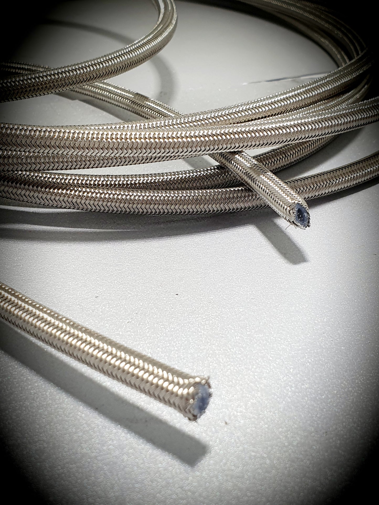 Teflon hose stainless steel braided -3 per meter (SFT200-03) - SS Racetech Rods & Customs