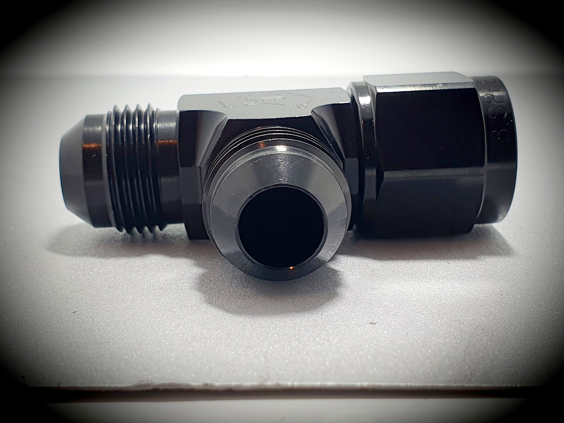 145-08-BLK -8 tee swivel on run - SS Racetech Rods & Customs