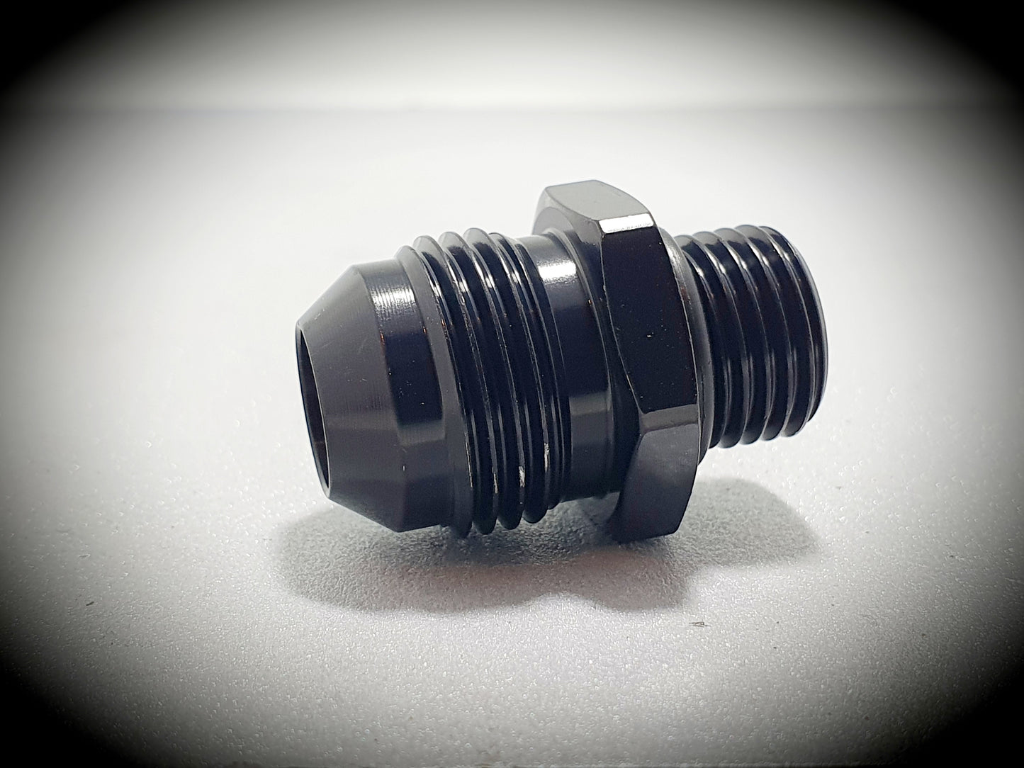 920-08-06-BLK -8 male to -6 o-ring port - SS Racetech Rods & Customs