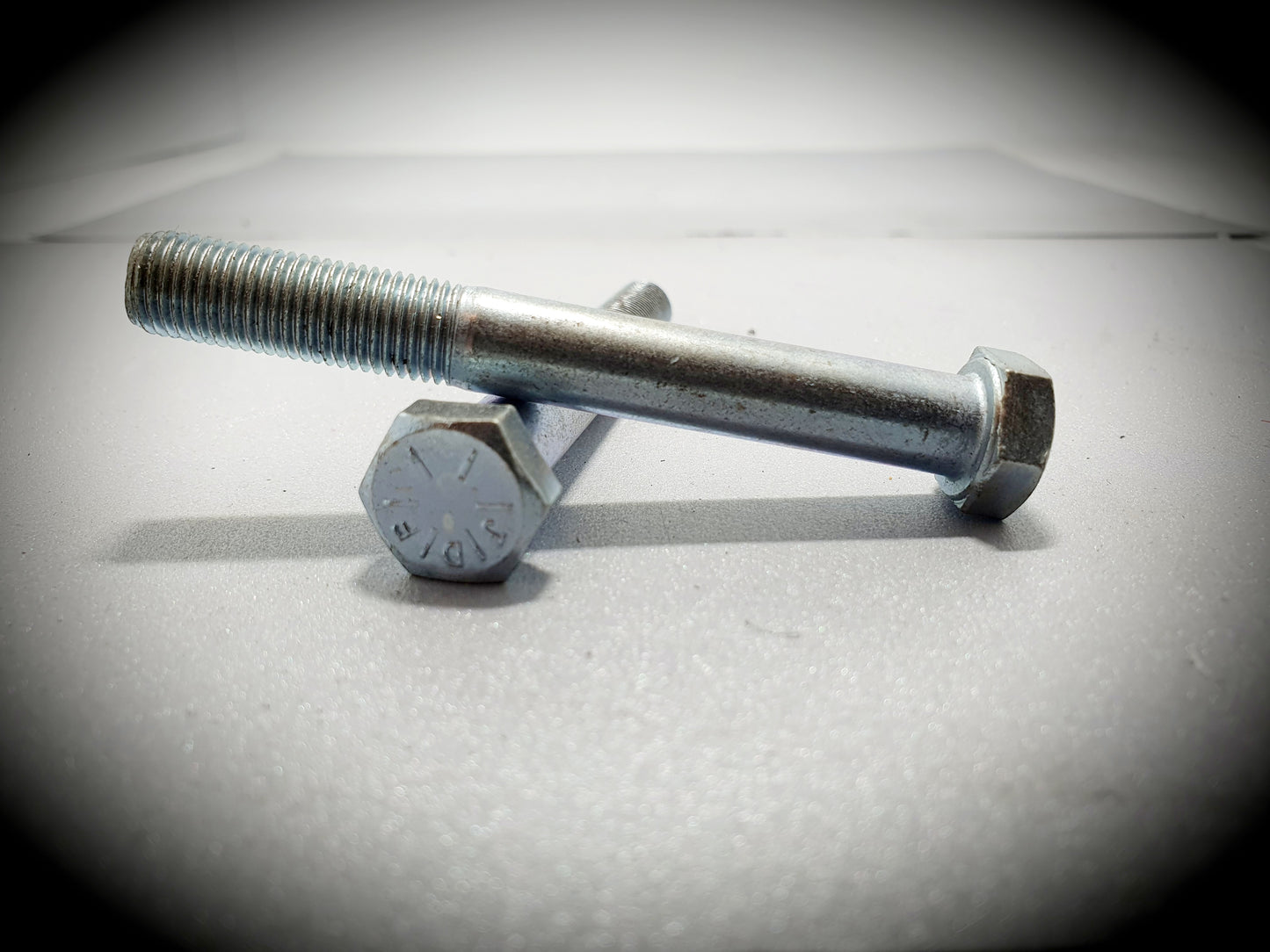 UNF hexagonal bolt 1/4" X 2 1/2" - SS Racetech Rods & Customs