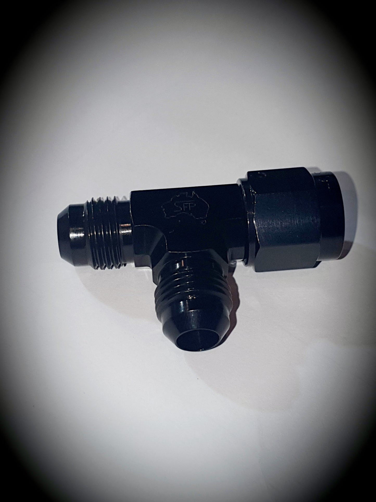 145-06-BLK -6 tee swivel on run