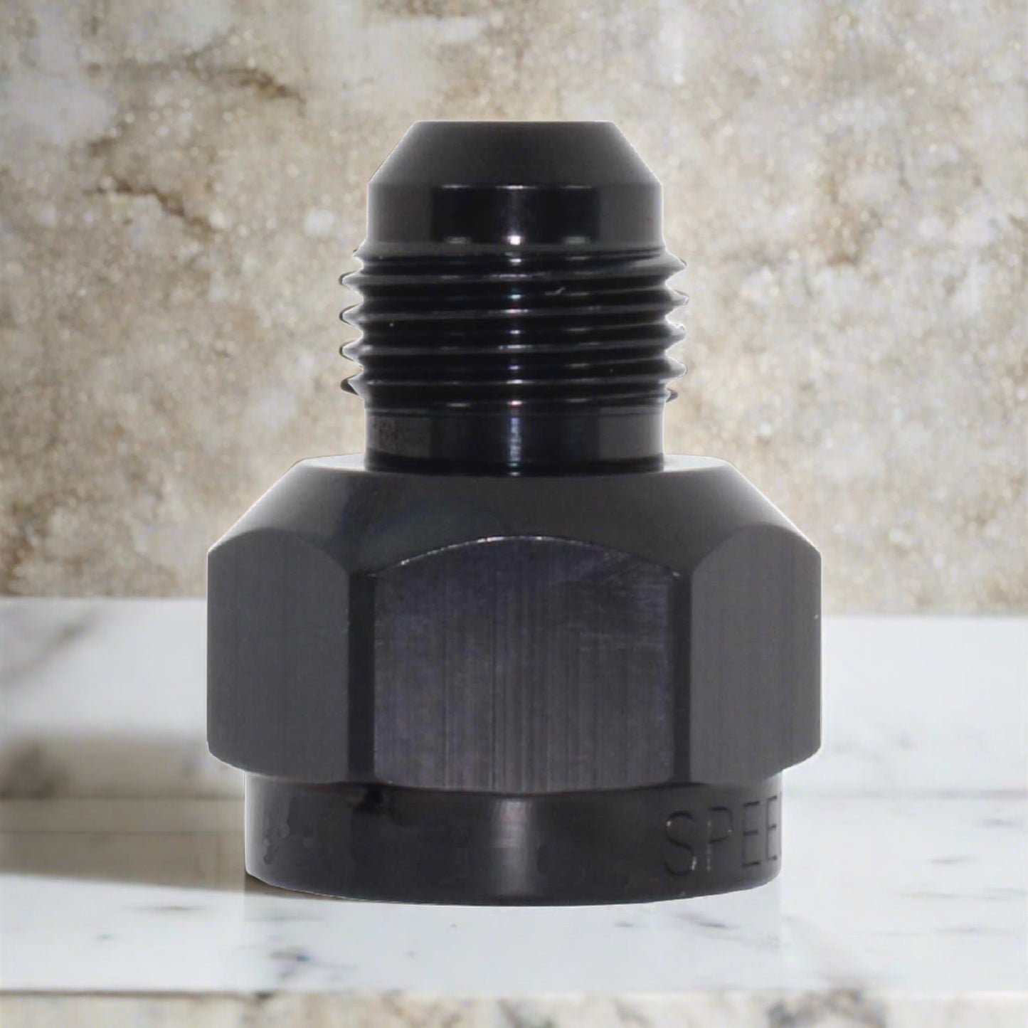 950-06-04-BLK -6 female to - 4 male reducer